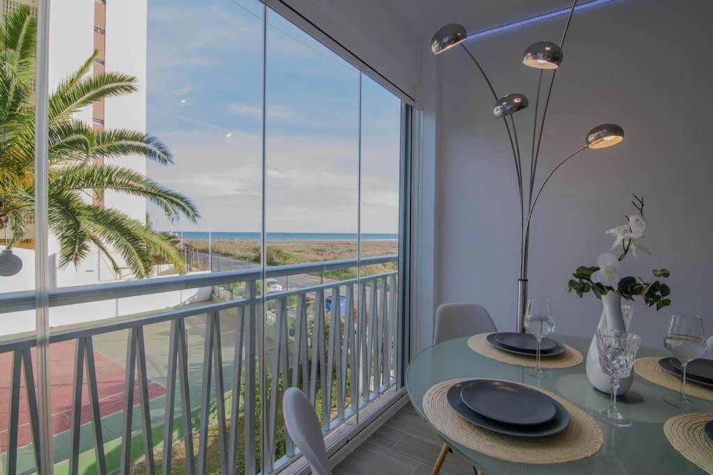 Precioso Apartamento Junto Al Mar Пуебла де Фарналс Екстериор снимка